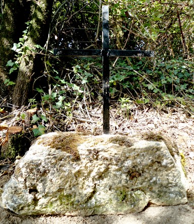 Croix de la fontaine de Boussac